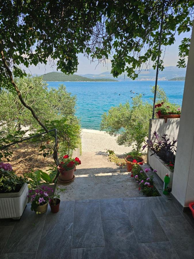 Apartments By The Sea Cove Pjestata, Peljesac - 10210 Janjina Exterior photo
